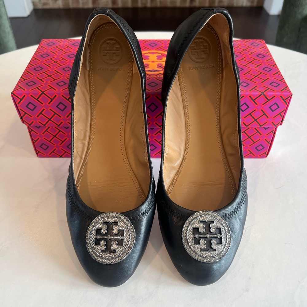 EUC Tory Burch Liana Black Ballet Flats with Box and Dust Bag